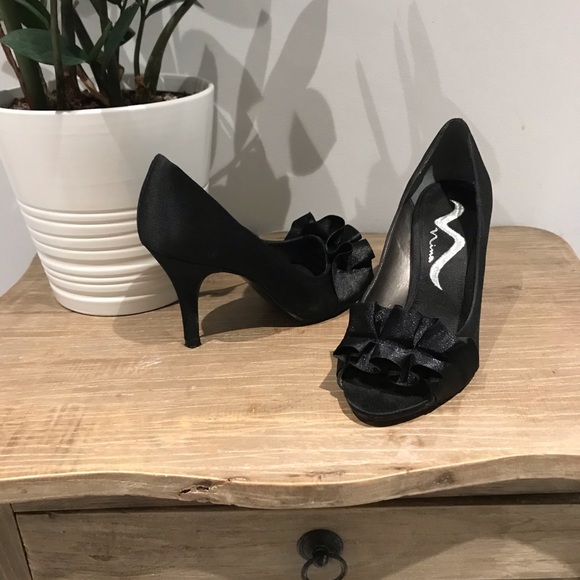 🌑 Nina peep toe heels - Picture 1 of 5